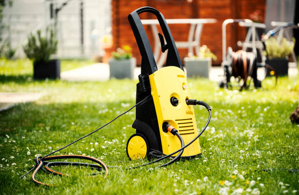 Animal Enclosure Cleaning in Cleveland, FL